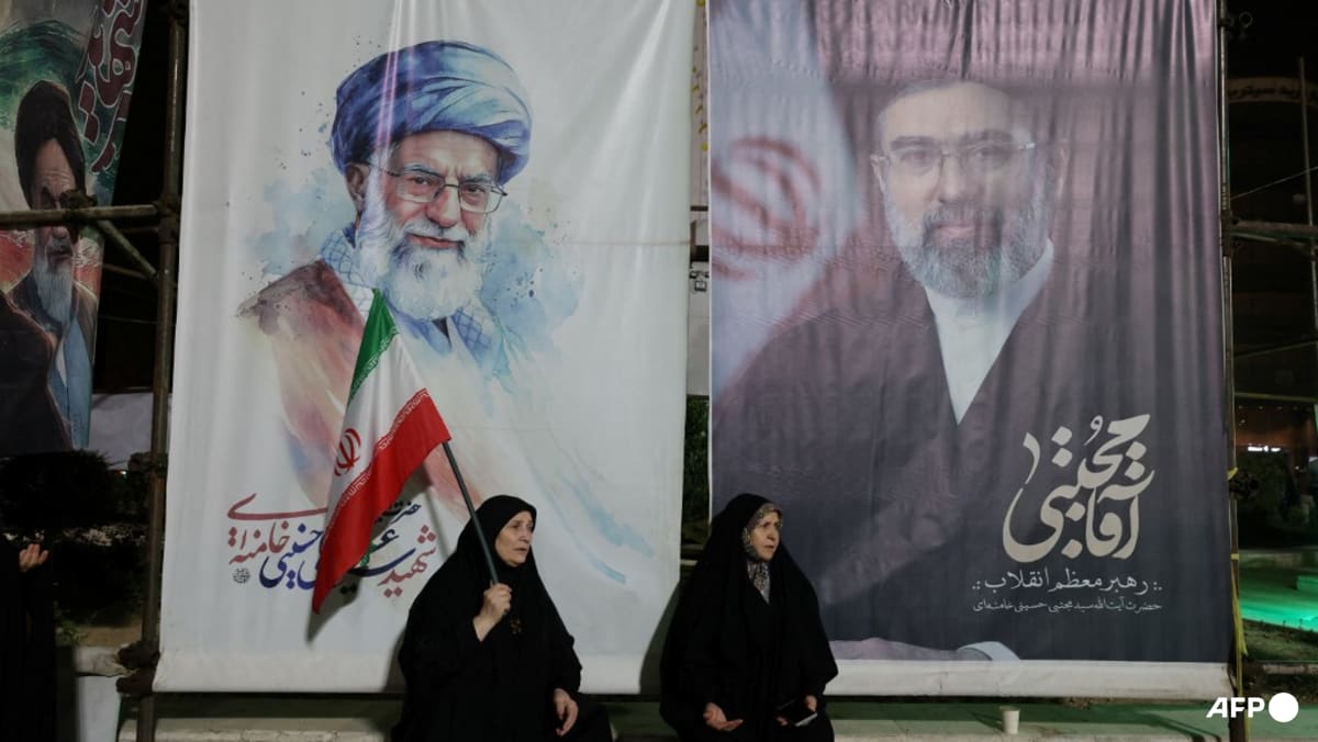 اسرائیل می گوید در حال رهگیری موج جدید موشک های ایران است