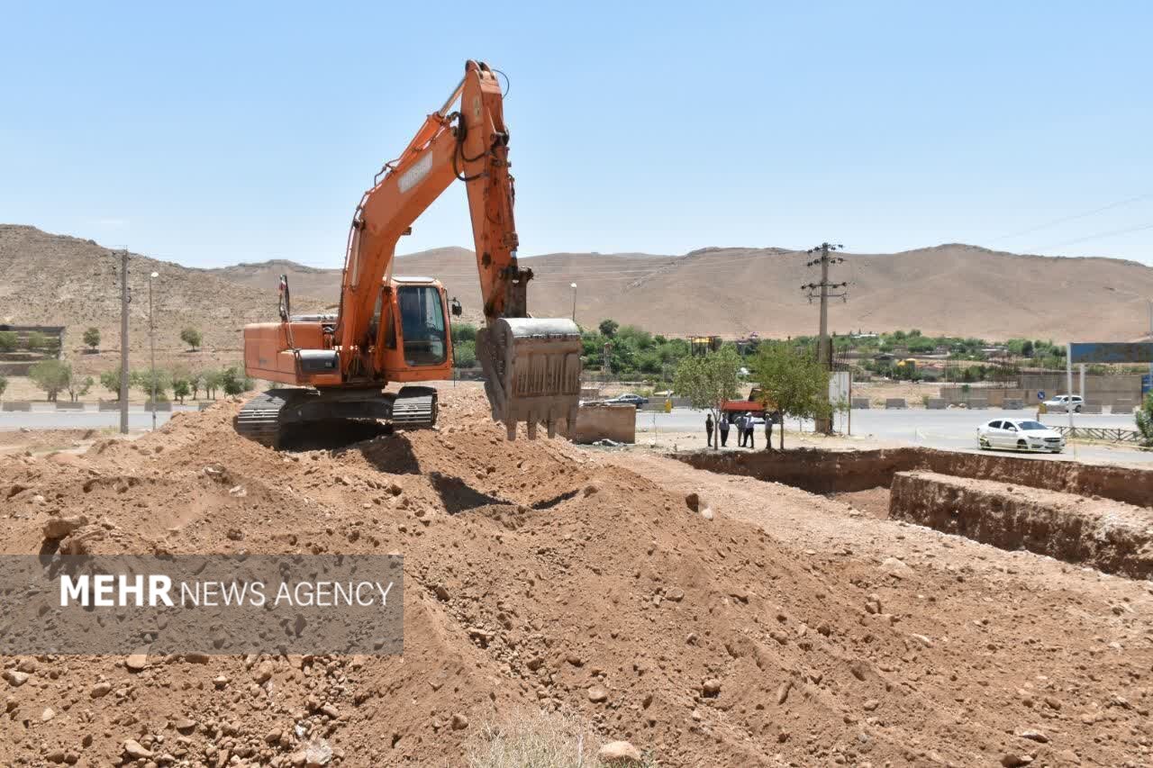 پس از خلع ید پیمانکار: عملیات تقاطع بیمارستان مهدیشهر از سر گرفته شد