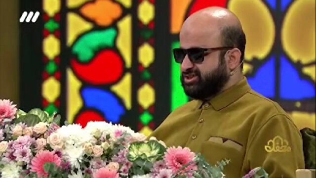 آرامش گرفتن قاری قرآن از انگشتر رهبر شهید + فیلم