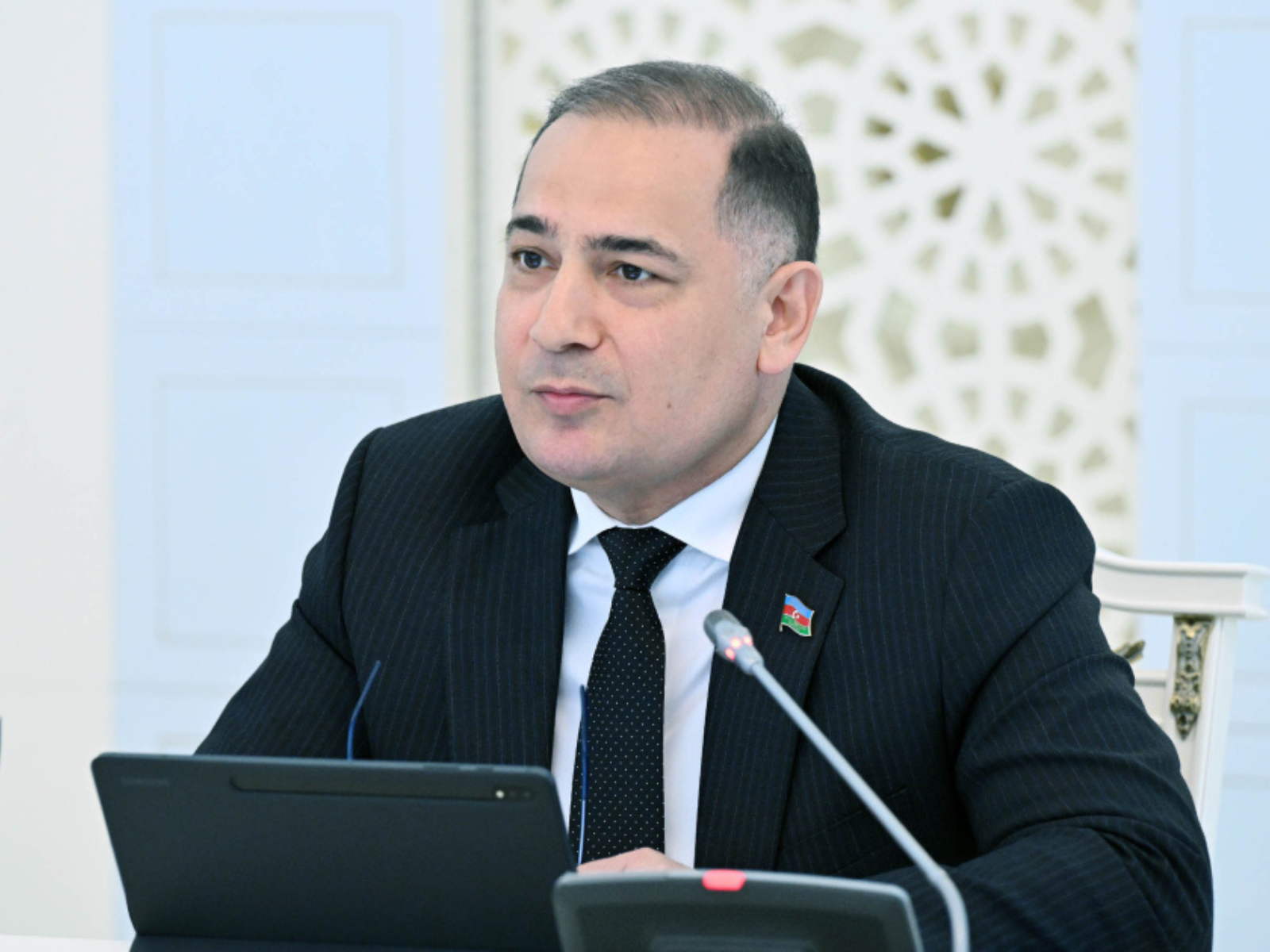 آذربایجان نرخ رشد اقتصادی و متوسط تورم سالانه را در سال 2025 محاسبه می کند