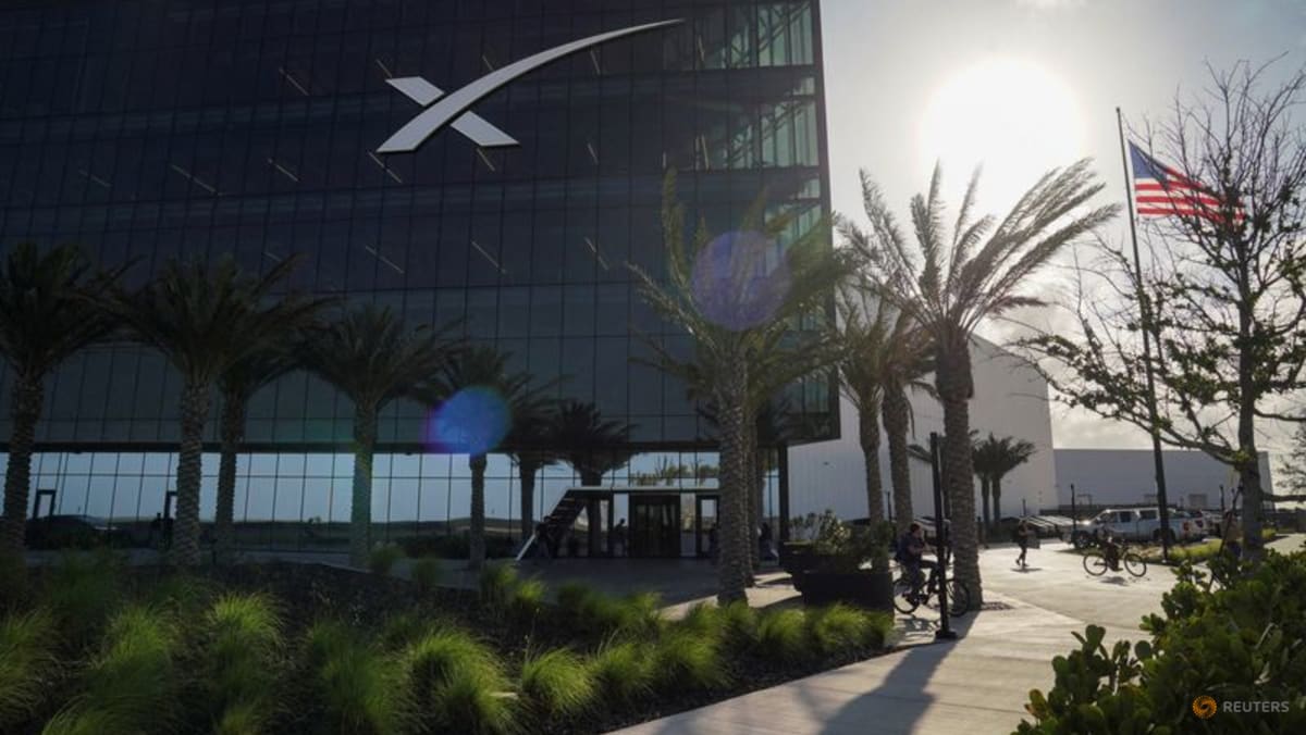 تجزیه و تحلیل: ارزش گذاری عالی SpaceX برای آزمایش "Elon premium" تنظیم شده است.