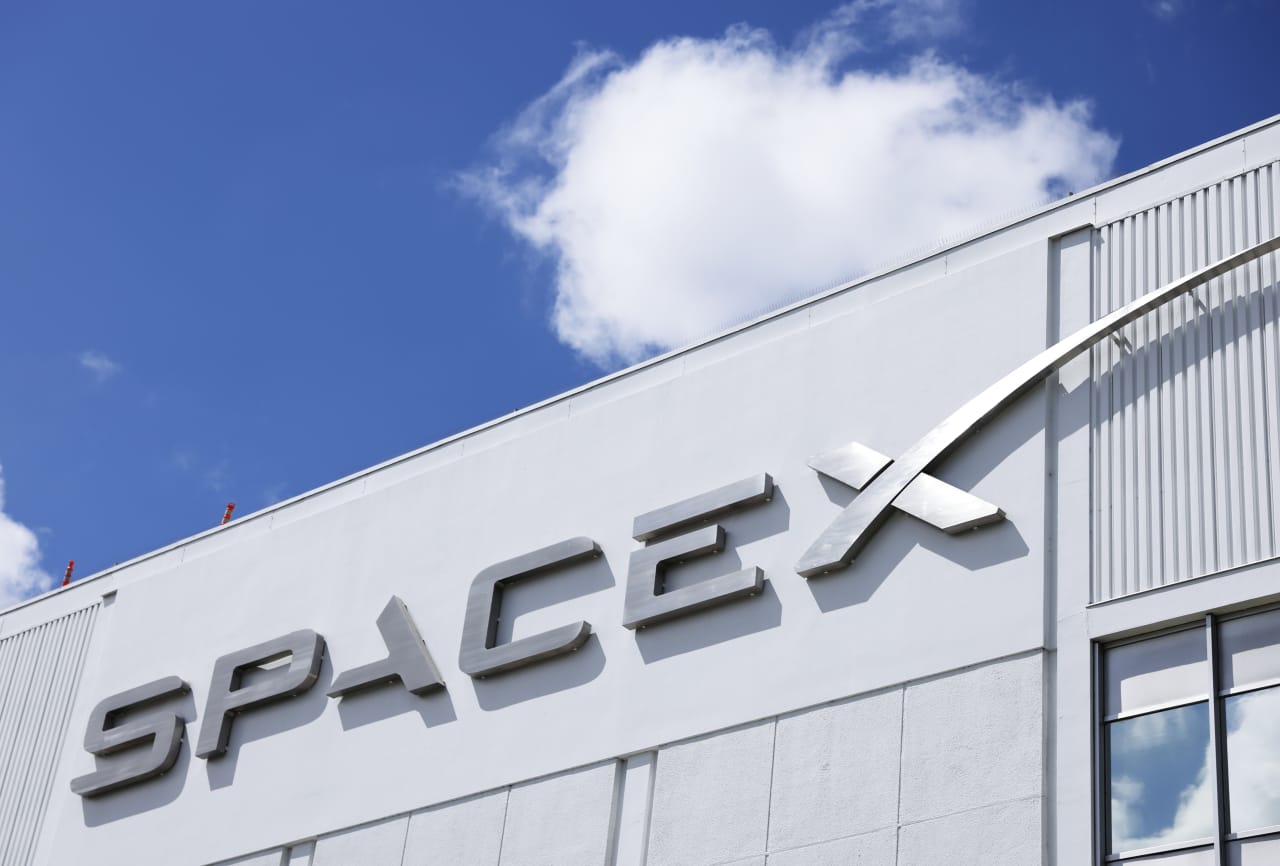 این ETF ها به لطف سهام اولیه SpaceX افزایش یافتند. بعد از IPO چه اتفاقی برای آنها می افتد؟