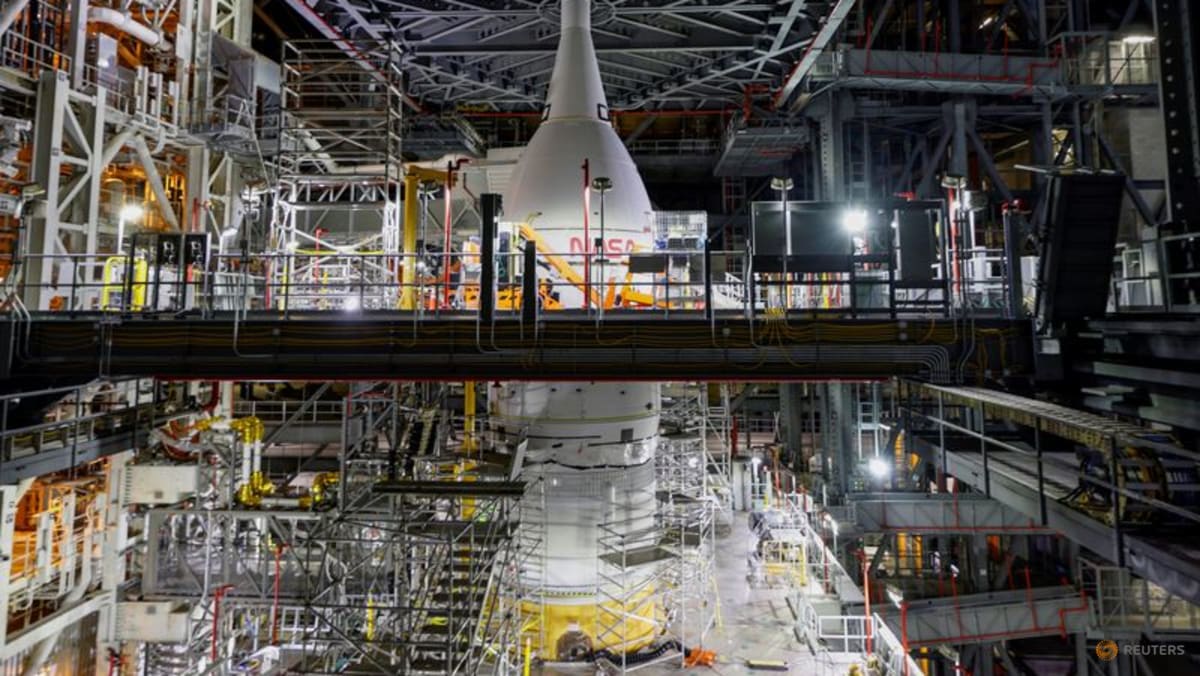 ناسا از فضانوردان آمریکایی و ایتالیایی برای ماموریت آرتمیس با اسپیس ایکس و اقمار Blue Origin بهره می برد.