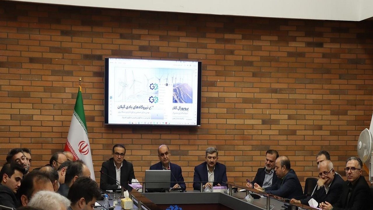 نیروگاه خورشیدی ۳۰۰ مگاواتی در گیلان ساخته میشود