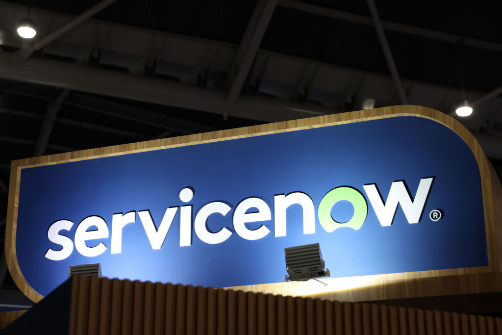 ServiceNow به مشتریان می گوید که اشکالی باعث شده است که برخی از داده های آنها در معرض اینترنت قرار گیرد