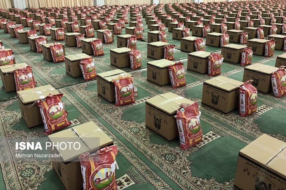 دهه ولایت در لرستان با طعم خدمت؛ توزیع بیش از ۴ هزار بسته معیشتی و آزادی یک زندانی