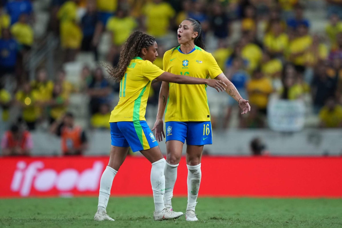 برزیل در باخت فیزیکی 1-0 مقابل USWNT 8 کارت قرمز نشان داد