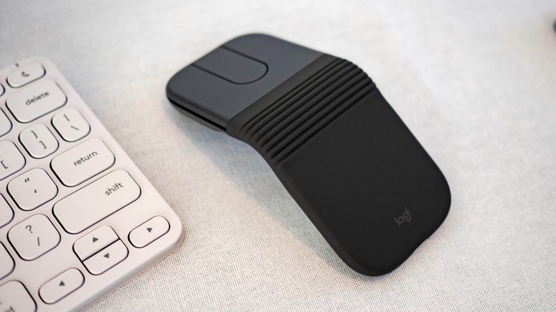 My Eyes عاشق موس جدید Logitech Mobi Fold, My Hand کمی کمتر است
