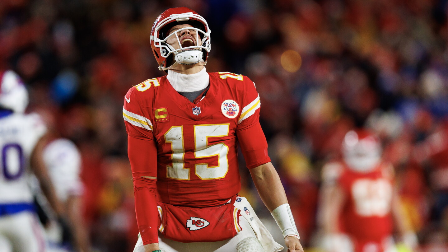 گزارش: پاتریک ماهومز، رئیسان با اولین معامله NFL به ارزش بیش از 500 میلیون دلار موافقت کردند