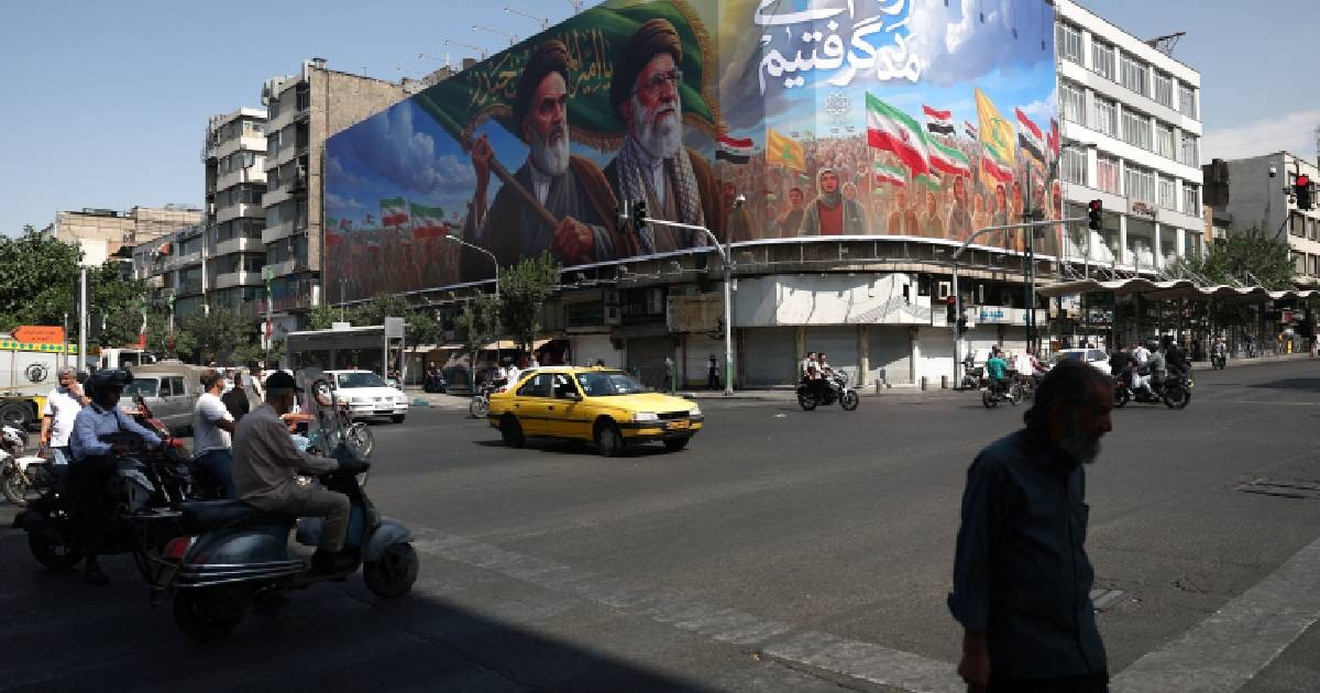 ورلد نیوز: ترامپ می گوید آمریکا «امشب خیلی سخت» به ایران ضربه می زند، خواهان کنترل زیرساخت های انرژی است