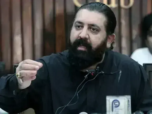 PTI شرایط بررسی اقتصادی سند با انگیزه سیاسی