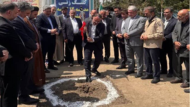 کلنگ زنی مدرسه خیرساز ۱۲ کلاسه در ارومیه/ تاکید بر توسعه عدالت آموزشی