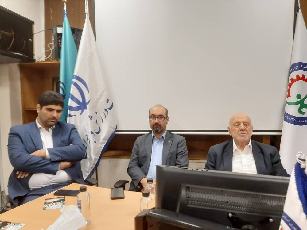 آمریکایی ها تمام قوانین ورزش را زیر پا گذاشته اند / اینفانتیو شیفته ترامپ دیکتاتور است