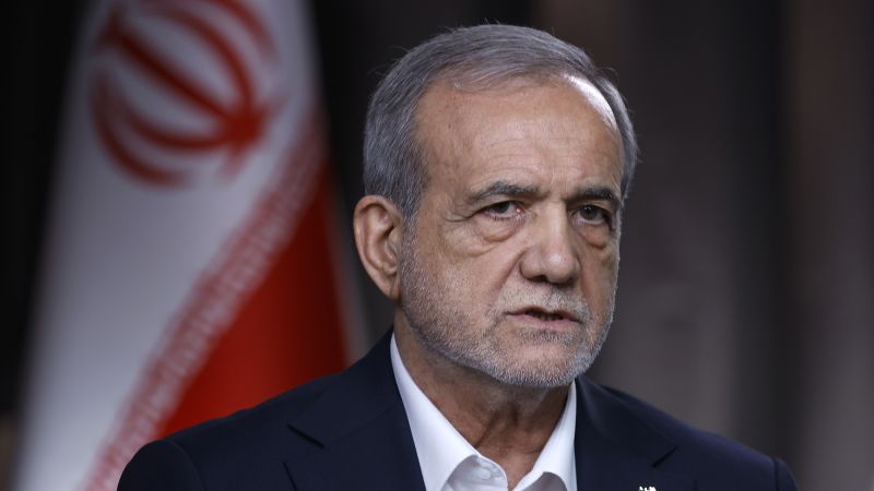 رئیس جمهور «تصادفی» ایران توانسته از جنگ جان سالم به در ببرد. آیا او می تواند در آرامش تحویل دهد؟