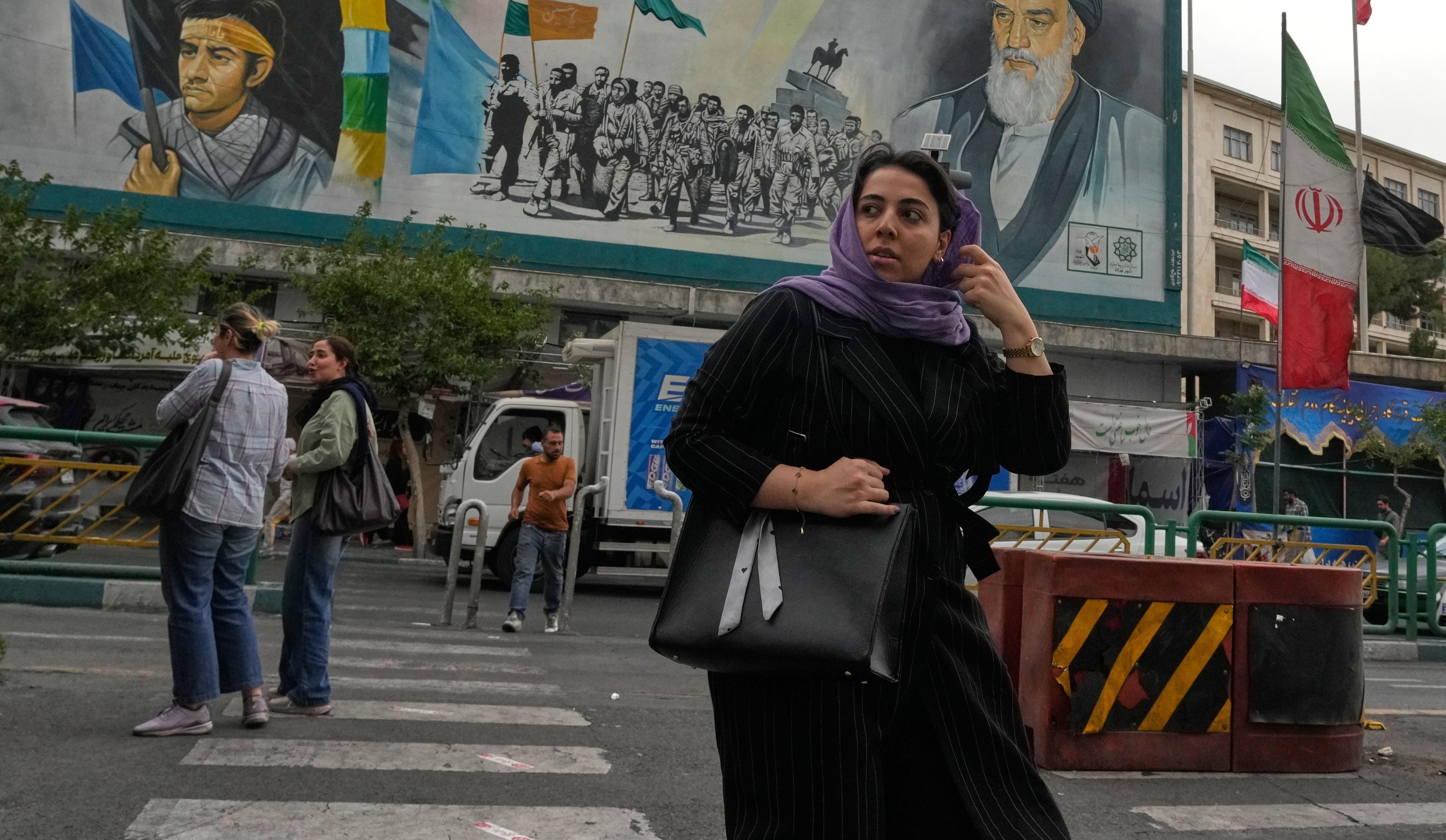 زندگی جهنمی است همانطور که ایرانیان در مورد "روز بعد" آرزو می کنند