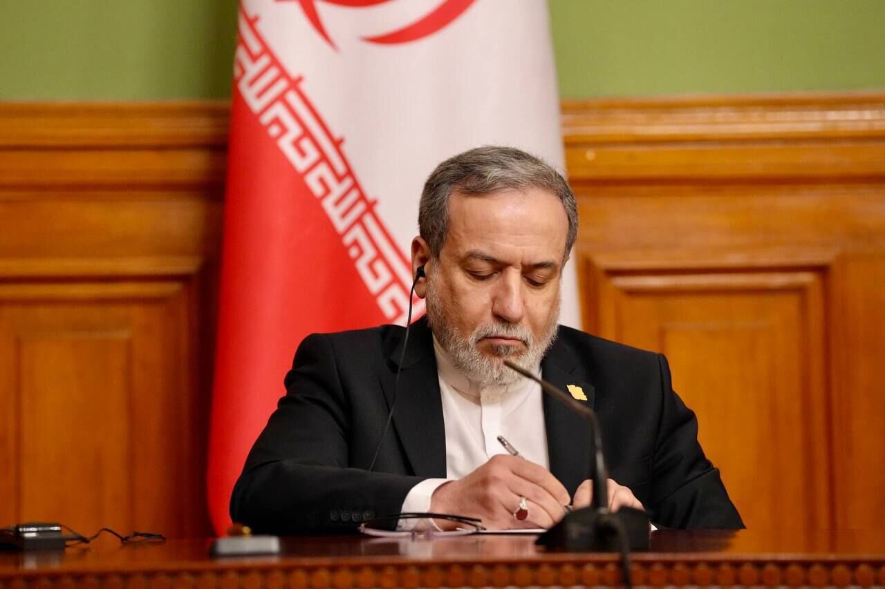 ببینید | عراقچی: هنوز نتیجه مفاد توافق مشخص نیست و بعد از نهایی شدن به اطلاع مردم خواهد رسید