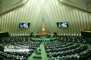 عده‌ای هنوز کینه‌های جناحی و سیاسی خود را رها نکرده‌اند/ وحدت‌شکنان همان کسانی هستند که انتخابات مجلس را تحریم کردند