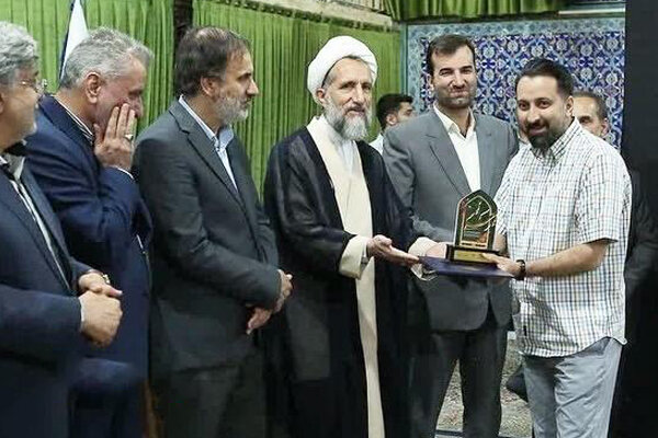 درخشش هنرمند مراغه‌ای در جشنواره ملی خوشنویسی رضوی