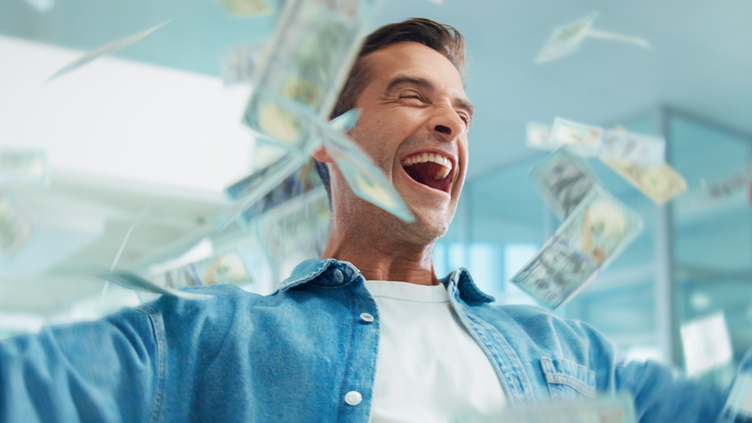 شما فقط 10000 دلار درآمد بادآورده دارید! اما کجا آن را قرار دهیم؟ کارشناسان مالی در این مورد نظر می دهند - و توصیه های آنها ممکن است شما را شگفت زده کند