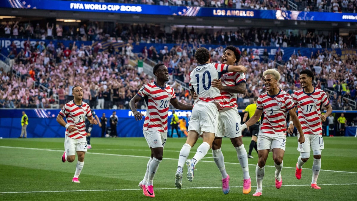 یک افتتاحیه تقریباً کامل جام جهانی، USMNT را به قلمروی ناشناخته می برد