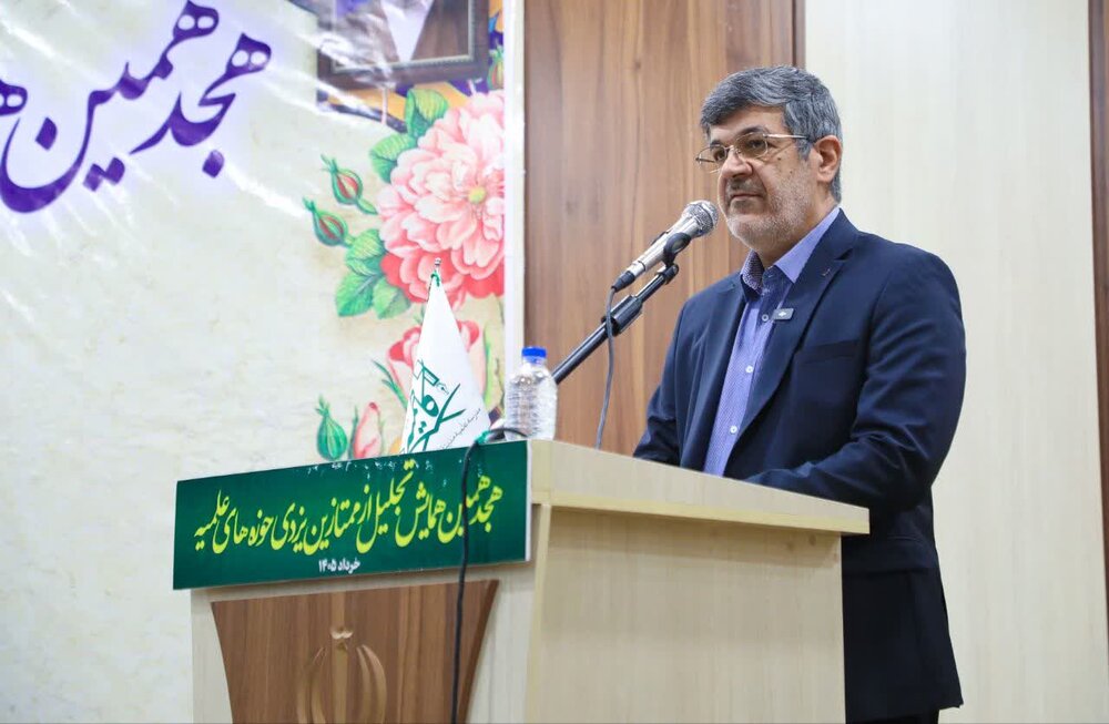 استاندار یزد: اراده ملت ایران در برابر توطئه‌ها شکست‌ناپذیر است