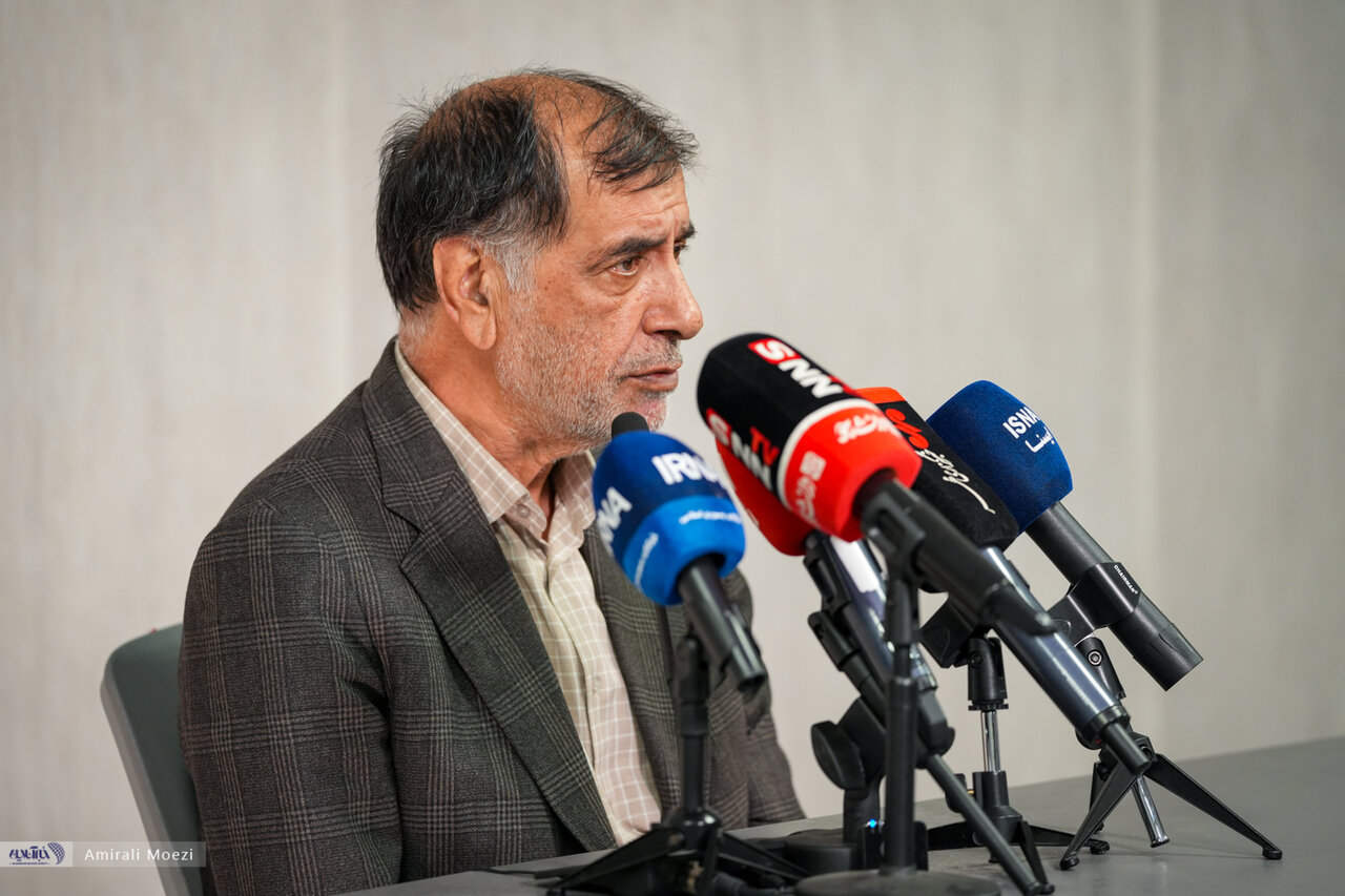 دیدگاه کرباسچی و باهنر در باره تفاهم ایران و امریکا/ این موضوع را باید از منظر منافع ملی دید