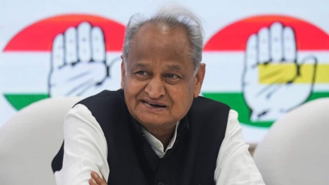 اگر ایندیرا گاندی زنده بود ...: Gehlot به BJP حمله می کند، ادعا می کند که حزب اقلیت را حذف می کند