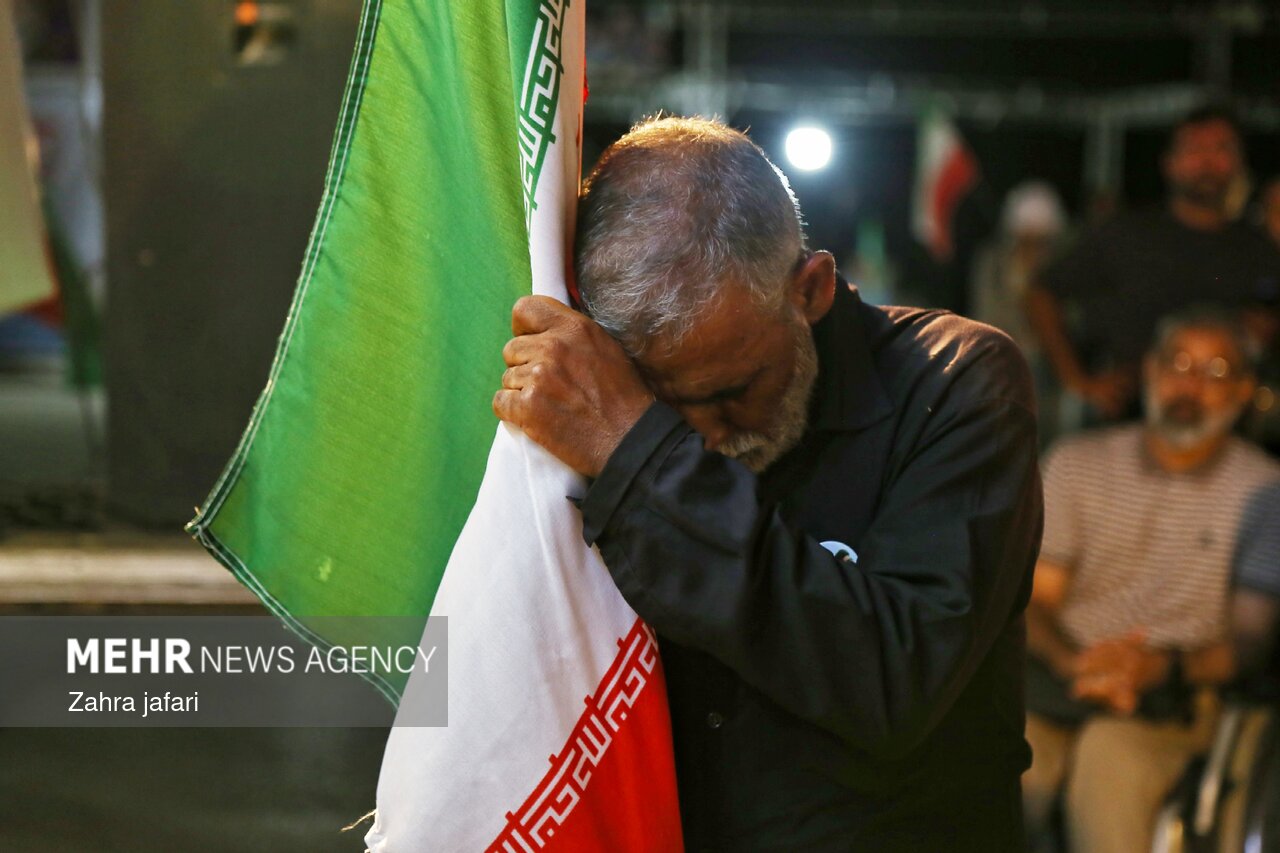 ۱۰۰ روز ایستادگی بر سینه‌ ستبر خورشید