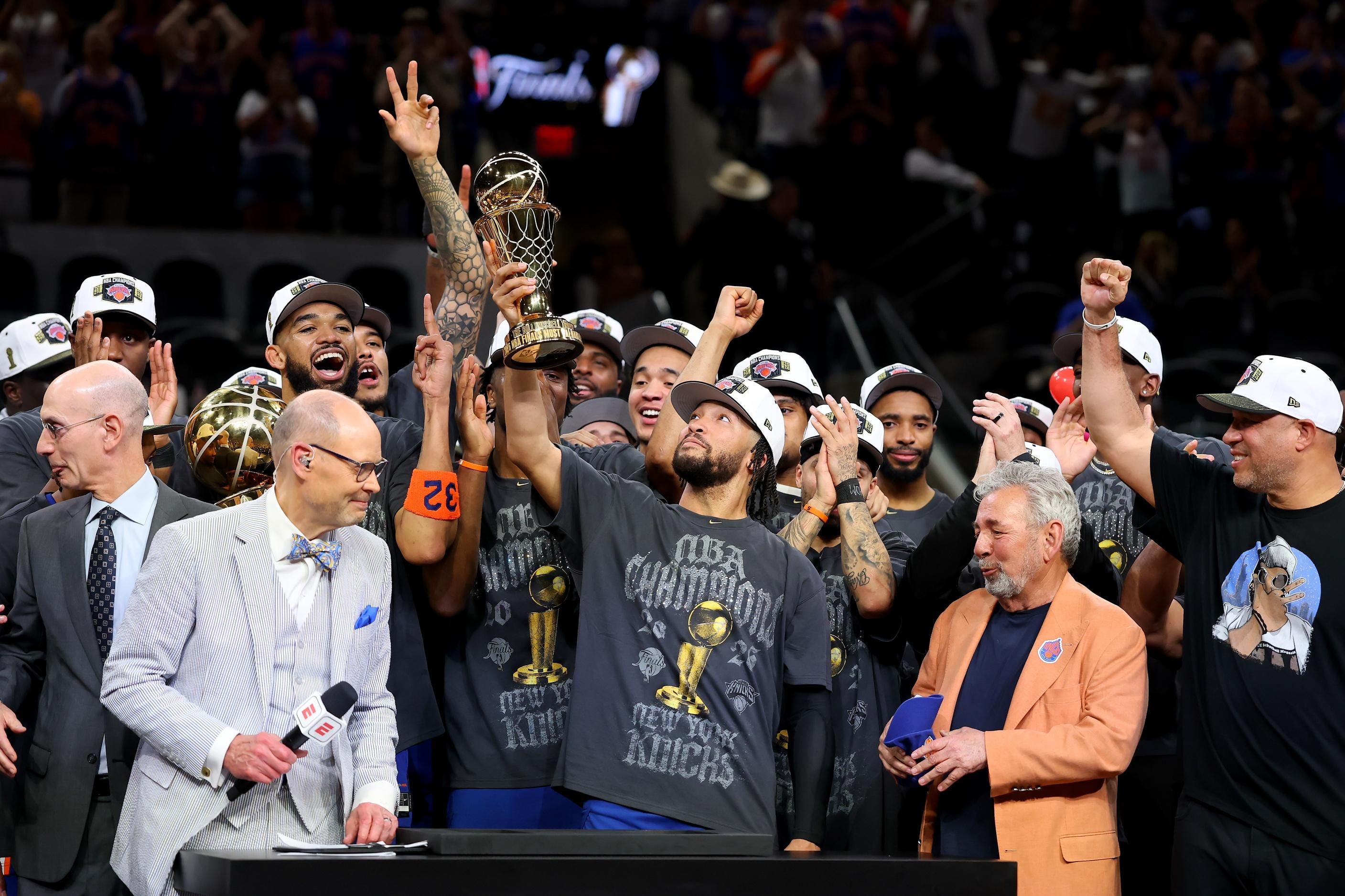 چگونه فداکاری 113 میلیون دلاری جالن برانسون به نیکس کمک کرد تا در فینال NBA پیروز شود