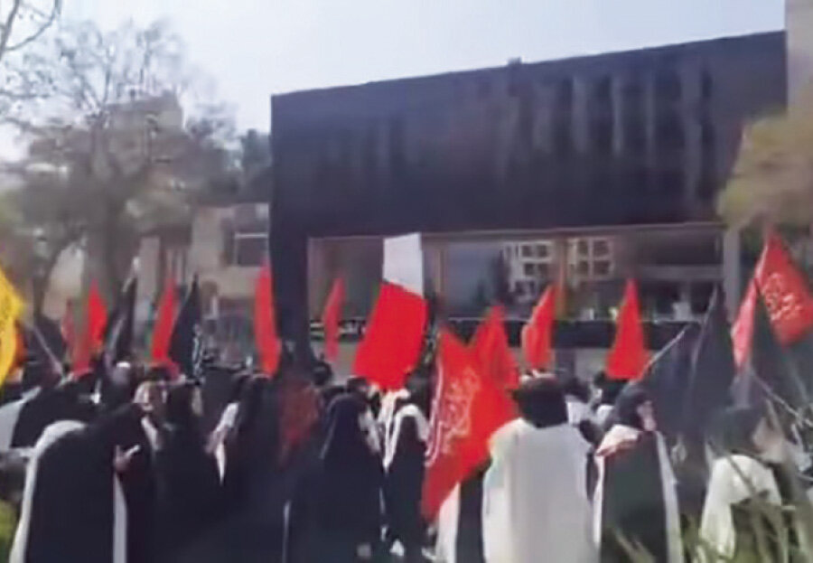 نقش تجمعات شبانه خیابانی در ثبات کشوراز نگاه روزنامه اصلاح طلب/ چه کسانی می خواهند آن را مصادره کنند