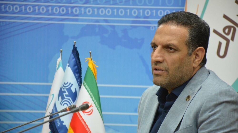 اتصال بیش از ۹۰ درصد شعب بانکی به فیبر نوری / فعال بودن ۱۷۰ هزار خط تلفن ثابت در لرستان