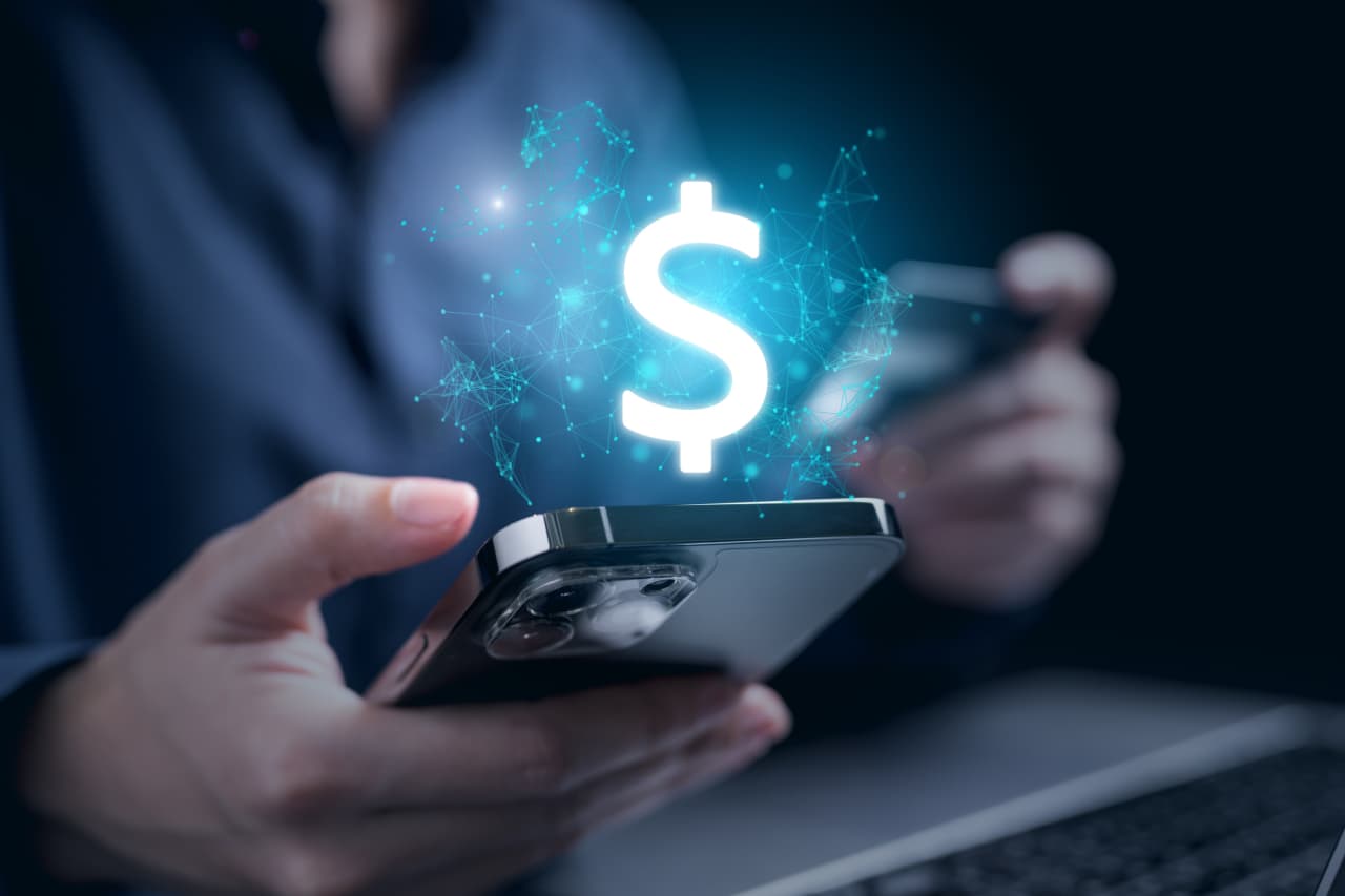 آیا به افزایش امتیاز اعتباری نیاز دارید؟ با شرکت کارت اعتباری خود تماس بگیرید و این را بخواهید - اما با احتیاط ادامه دهید.