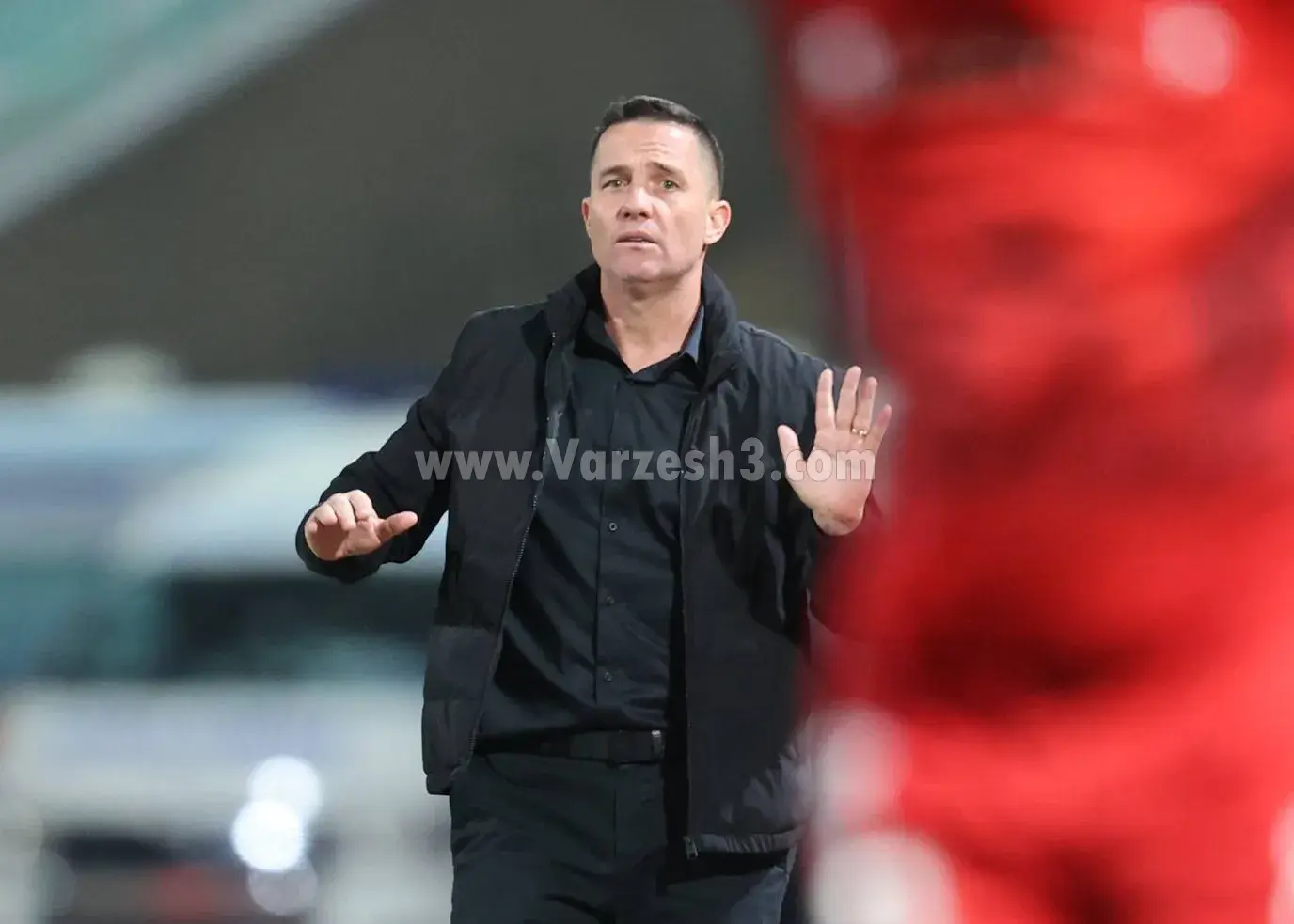 پایان ۱۲۰ روز دوری از ایران/ اوسمار دوباره در آغوش پرسپولیس
