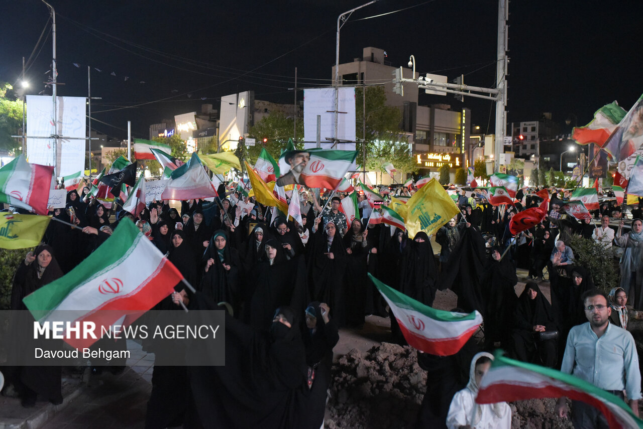 میدانداری مشهدی ها رنگ و بوی محرم گرفت