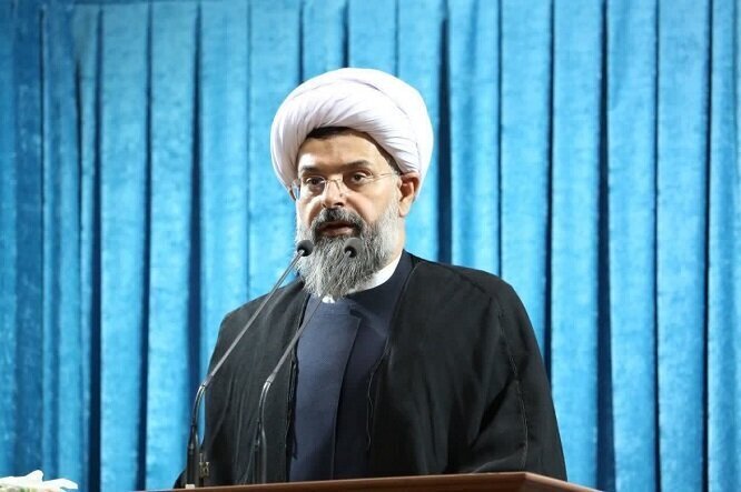 امام جمعه دشتی:مبلغان طلایه‌داران جهاد تبیین هستند