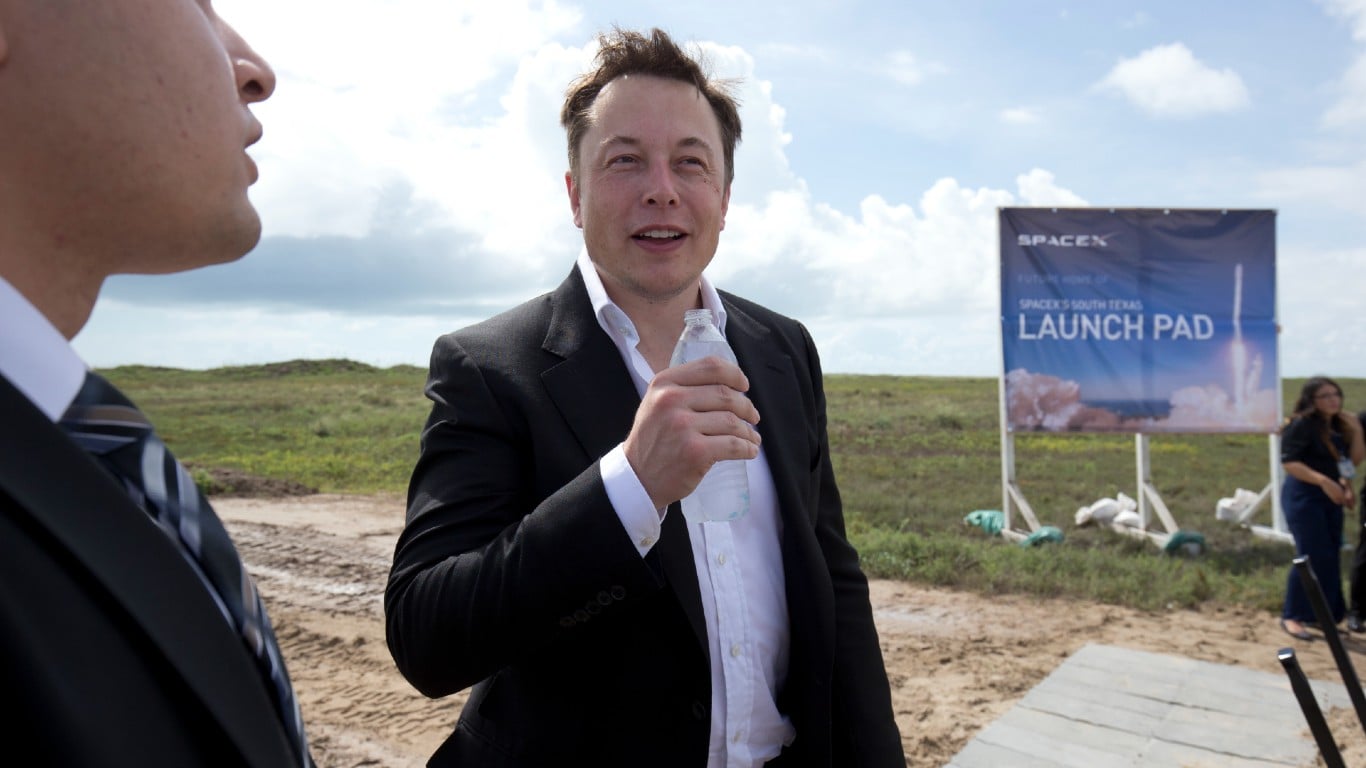 چرا دیو رمزی صندوق های شاخص 5000 دلاری را نسبت به SpaceX انتخاب می کند: ریاضی توضیح داده شده است