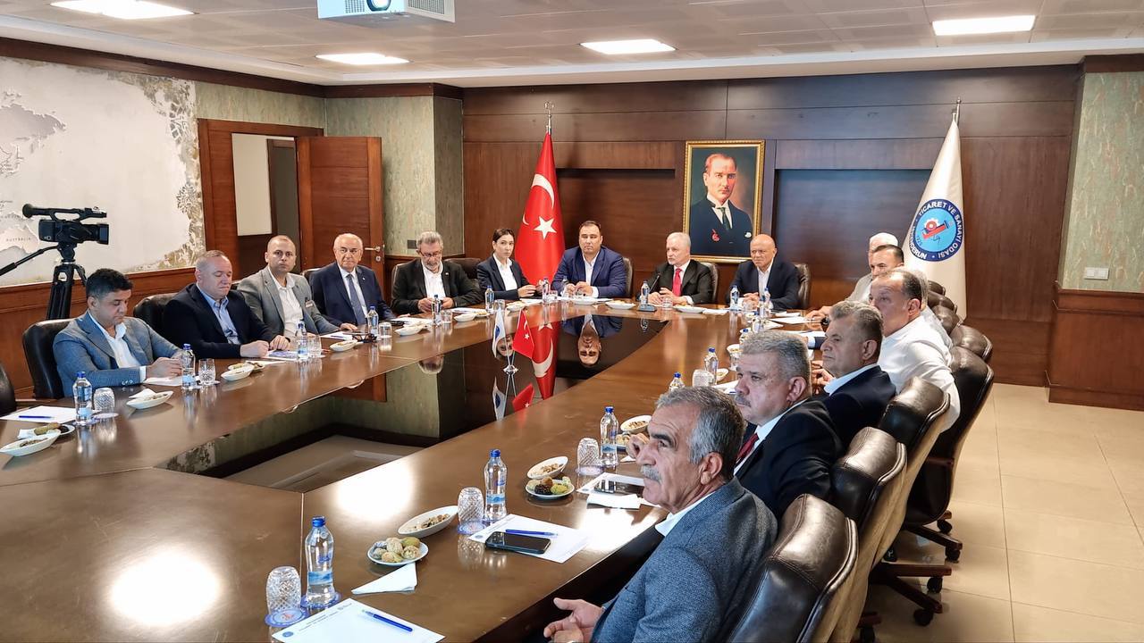 ازبکستان و ترکیه در مورد همکاری لجستیک و رشد صادرات گفتگو کردند