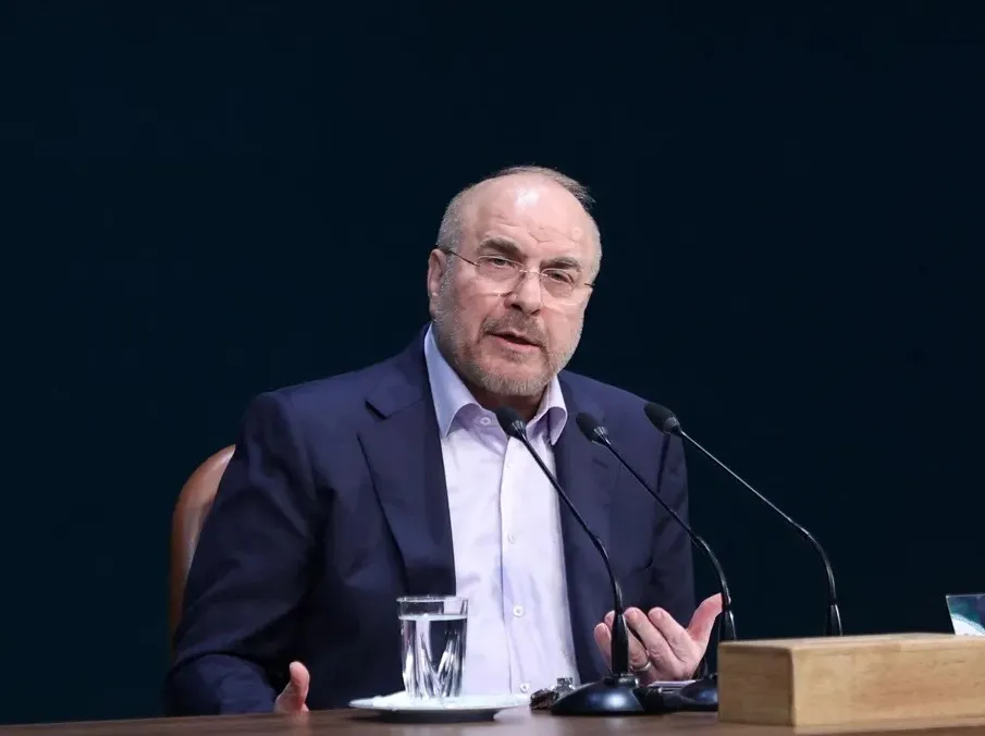 قالیباف: چندین برابر آنچه را که با اقدام نظامی می‌خواستیم به دست بیاوریم، از طریق مذاکره گرفتیم / باید با عقلانیت پیش برویم، گرهی که می شود با دست باز کرد، لازم نیست با دندان باز کنیم / شعار به تنهایی قدرت نیست؛ این رویه که ۲ بار شعار بدهید و عمل نداشته باشید، کمک به دشمن است /