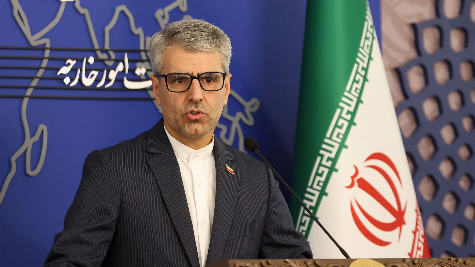 سخنگوی وزارت خارجه: مذاکرات جمعه ایران و آمریکا در سوئیس قطعی نیست