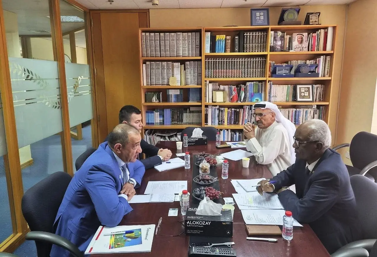 ازبکستان، بنیاد زاید امارات در مورد حفاظت از محیط زیست بحث کردند