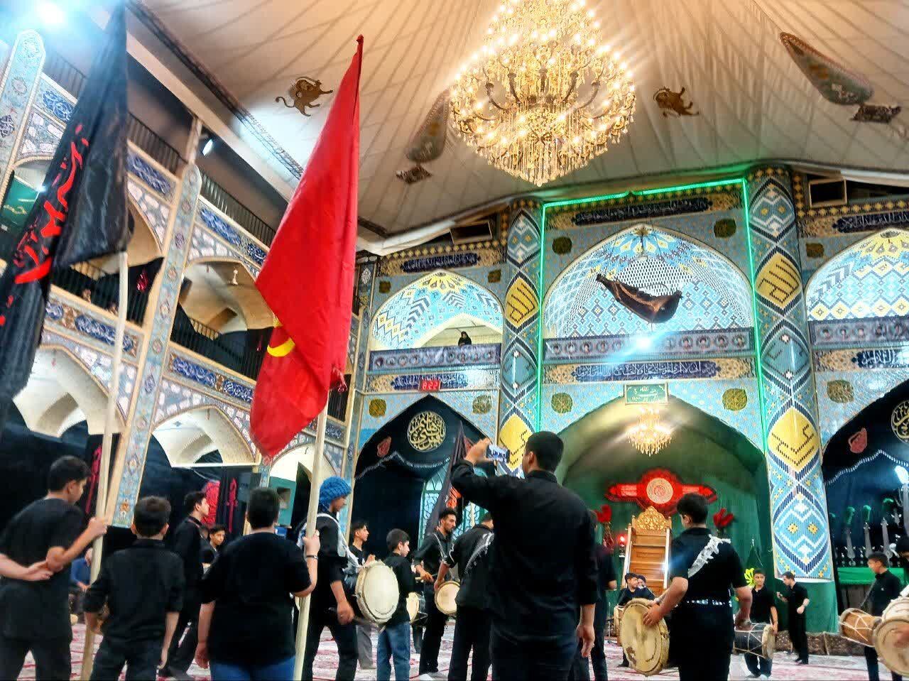 فیلم/ عزاداری ماه محرم در حسینیه "نظرکرده" شاهدیه یزد