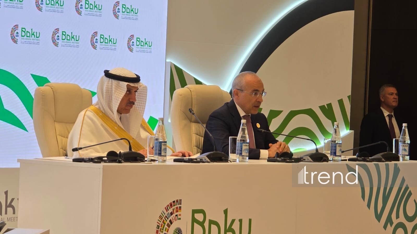 وزیر آذربایجان نتایج نشست های گروه IsDB را اعلام کرد