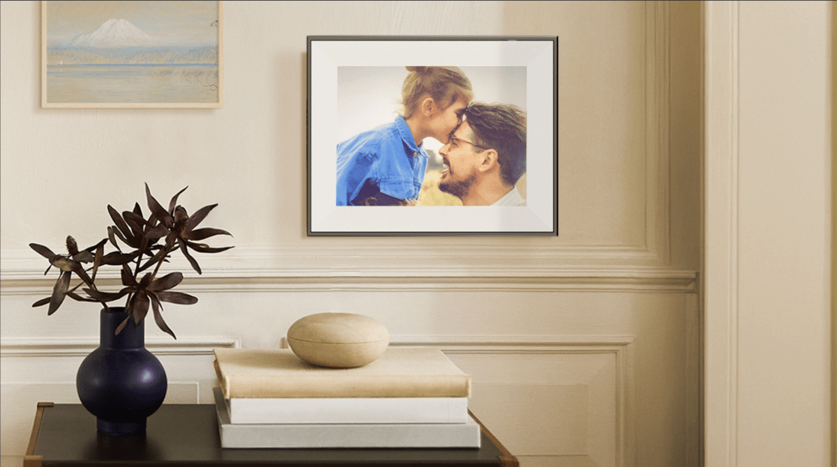 قاب عکس الکترونیکی چشمگیر Aura حتی دیجیتال به نظر نمی رسد