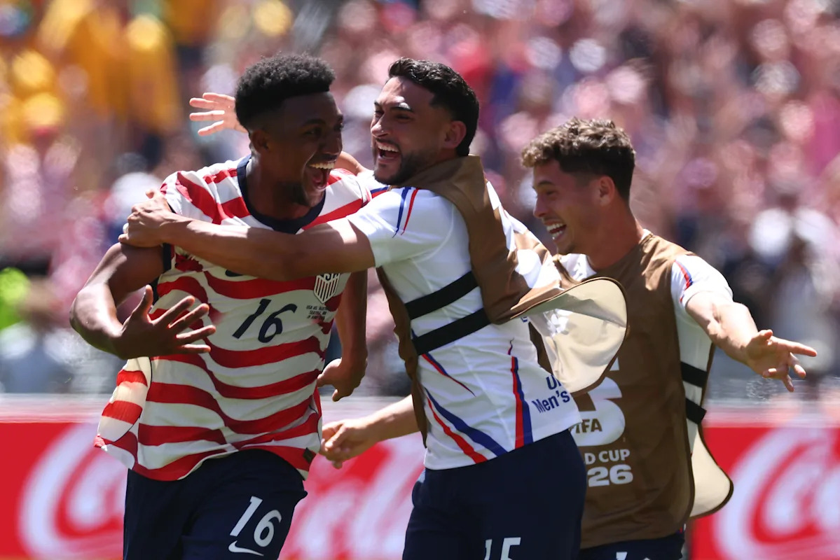 جام جهانی 2026: USMNT با پیروزی 2-0 برابر استرالیا به صعود به گروه D نزدیک می شود.