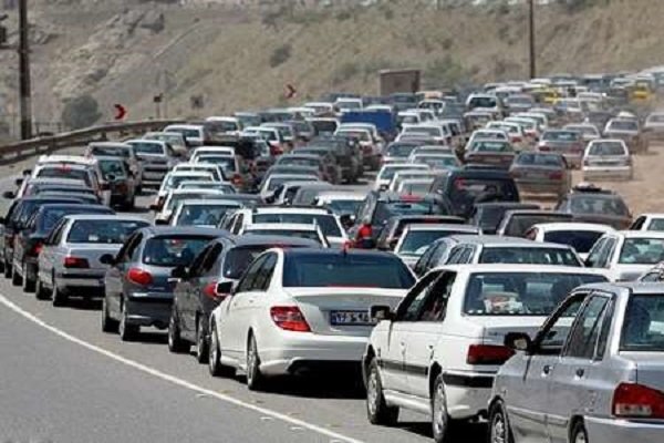 آخرین وضعیت ترافیکی و جوی محورهای مواصلاتی/ ترافیک سنگین در هراز و محورهای منتهی به تهران