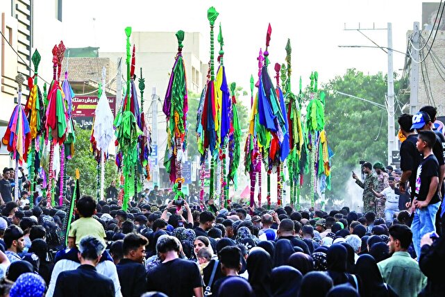 آیین‌های سوگواری محرم در هرمزگان؛  از علم پیغمبر میناب تا علم شمشیری قشم؛ جلوه‌های عاشورایی در جنوب ایران
