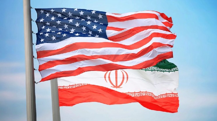 خبر فوری: ایران مدعی است دوباره تنگه هرمز را می بندد - آمریکا آن را رد می کند