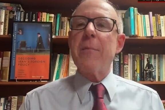 پژوهشگر ارشد خاورمیانه: آمریکا به هیچ عنوان نمی تواند خود را پیروز جنگ بداند!