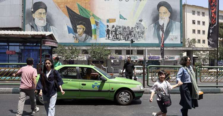 آمریکا و ایران پس از تأخیر و حملات لبنان برای گفتگوهای جدید آماده شدند
