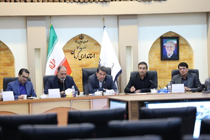 قرارگاه سلامت استان کرمان تشکیل شد/ناترازی مالی از چالشهای سلامت استان